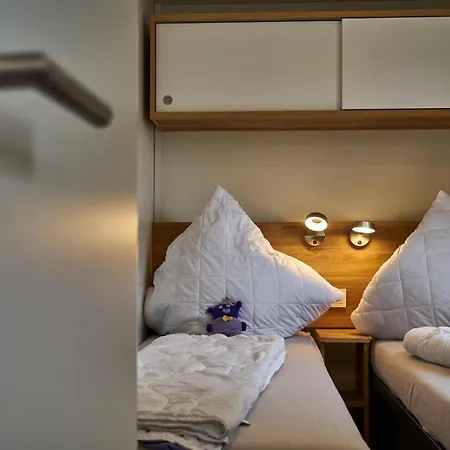 Albcamping مكان تخييم