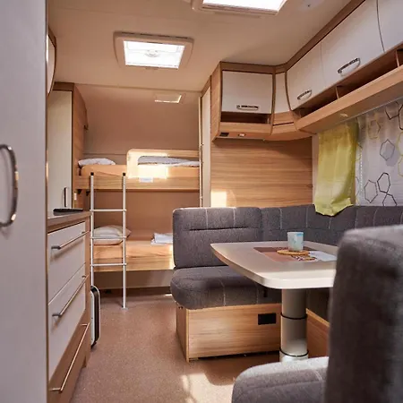 Albcamping مكان تخييم